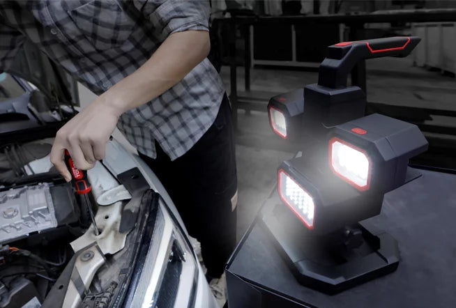 2000-Lumen LED Rechargeable Work Light & Detachable Spotlight K969