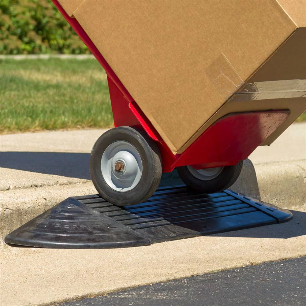 4" Curb Ramp with End Caps W893222