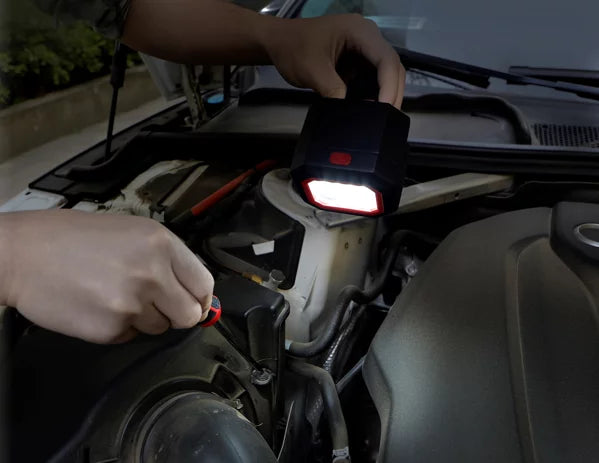 2000-Lumen LED Rechargeable Work Light & Detachable Spotlight K969